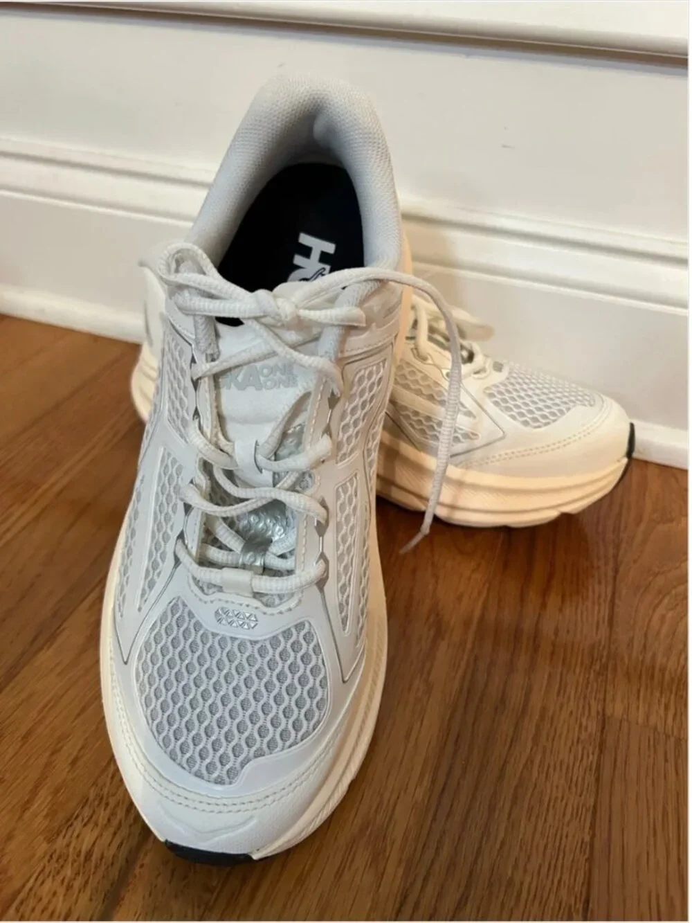 NEW HOKA Clifton One9 Sneakers White athletic shoes women’s size 9 New, no box